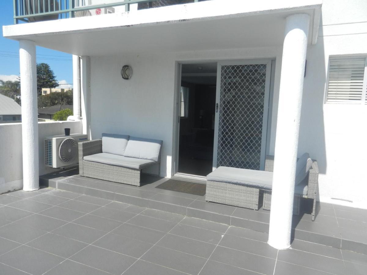 Oceanside Hawks Nest Hotel Exterior photo