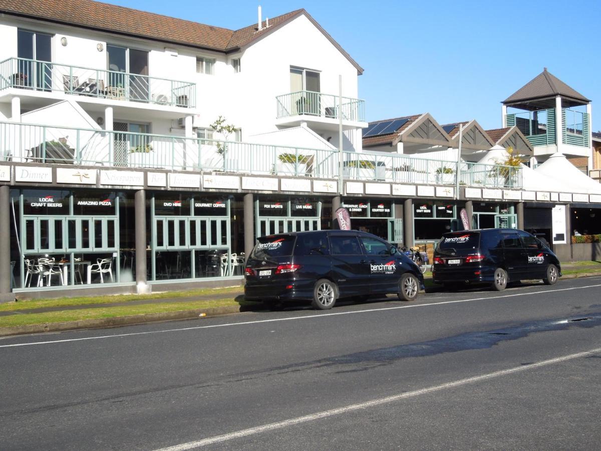 Oceanside Hawks Nest Hotel Exterior photo
